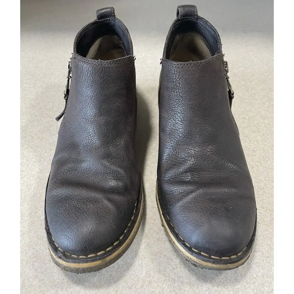 UGG Clementine Side Zip Ankle Boots Size 8 Brown Leather Booties Sherpa Insole